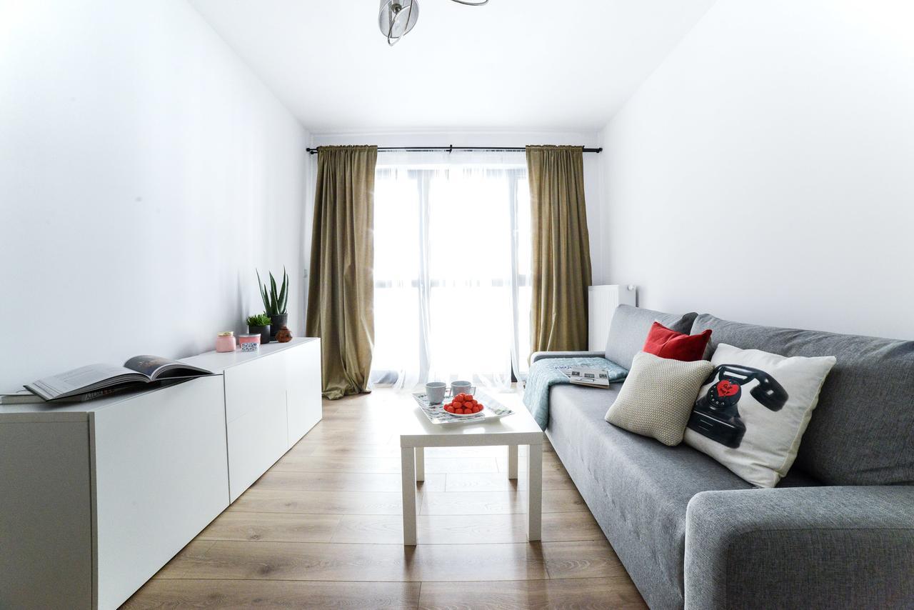 Cosy Apartment In Varşovia Exterior foto