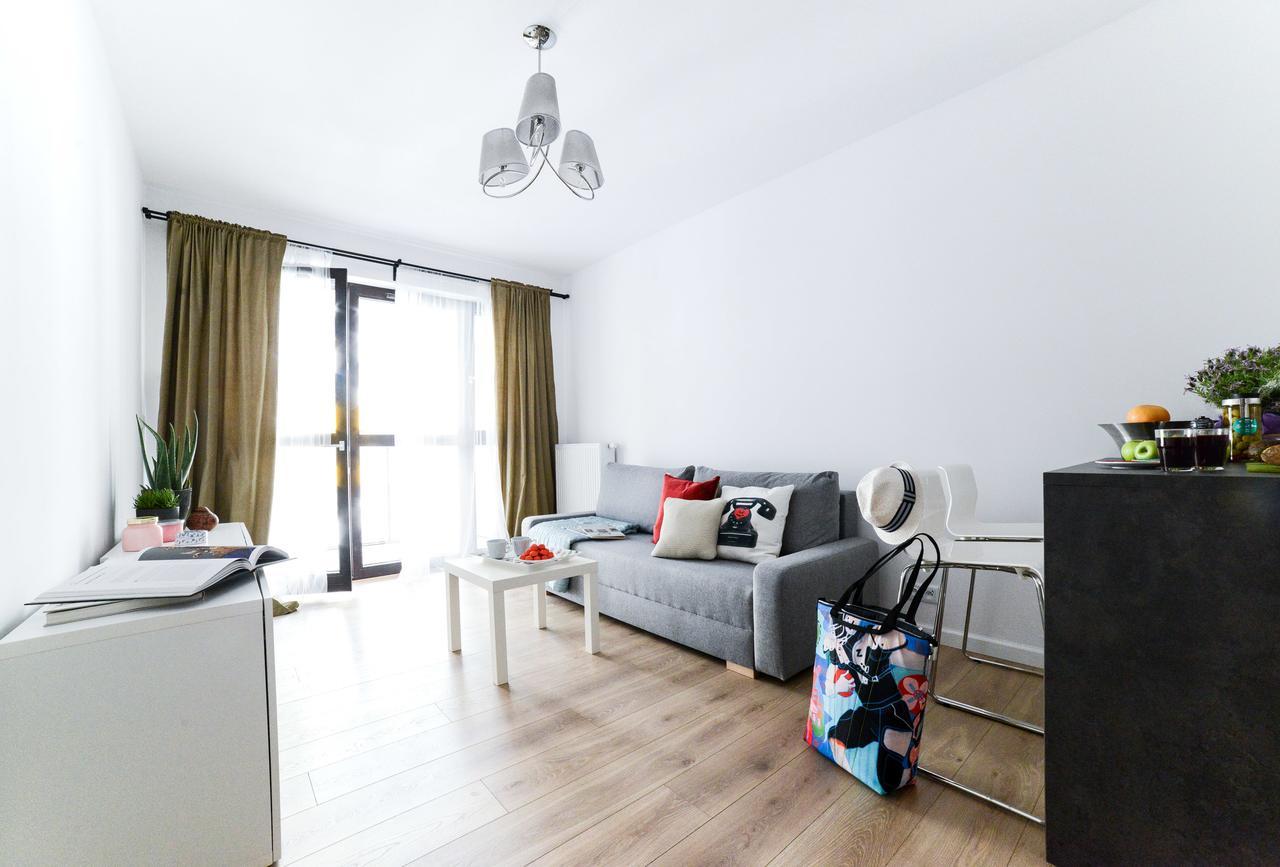 Cosy Apartment In Varşovia Exterior foto